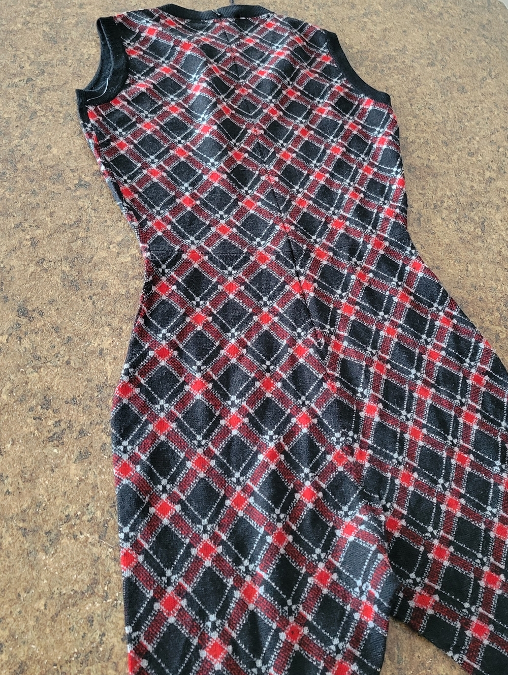 MiuMiu Plaid Wool Sleevless Footed Jumpsuit in Burgundy and Black Size 40 - Picture 8 of 8